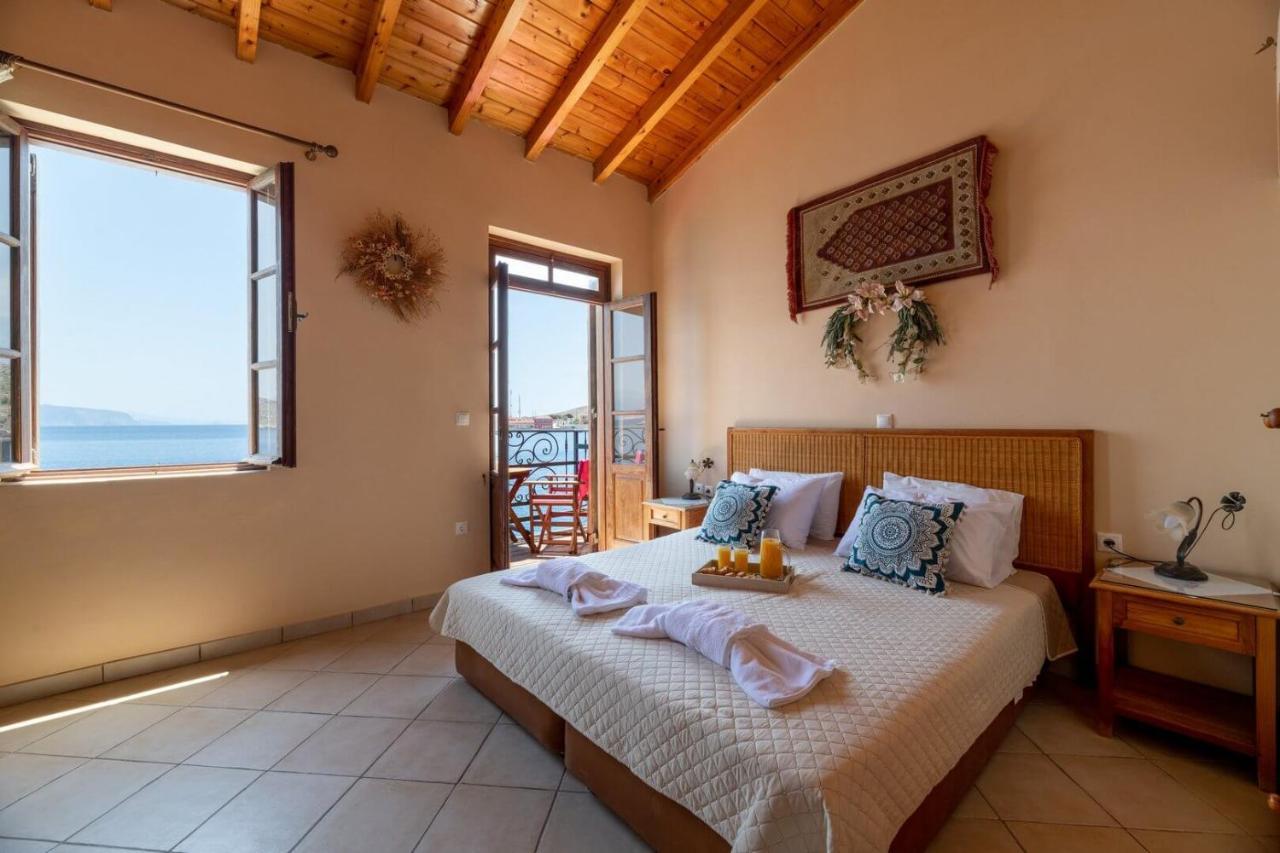 Villa Leleka Chalki Town Luaran gambar