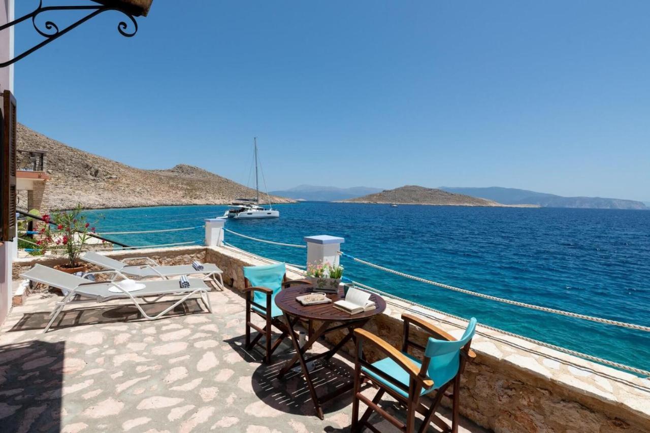 Villa Leleka Chalki Town Luaran gambar
