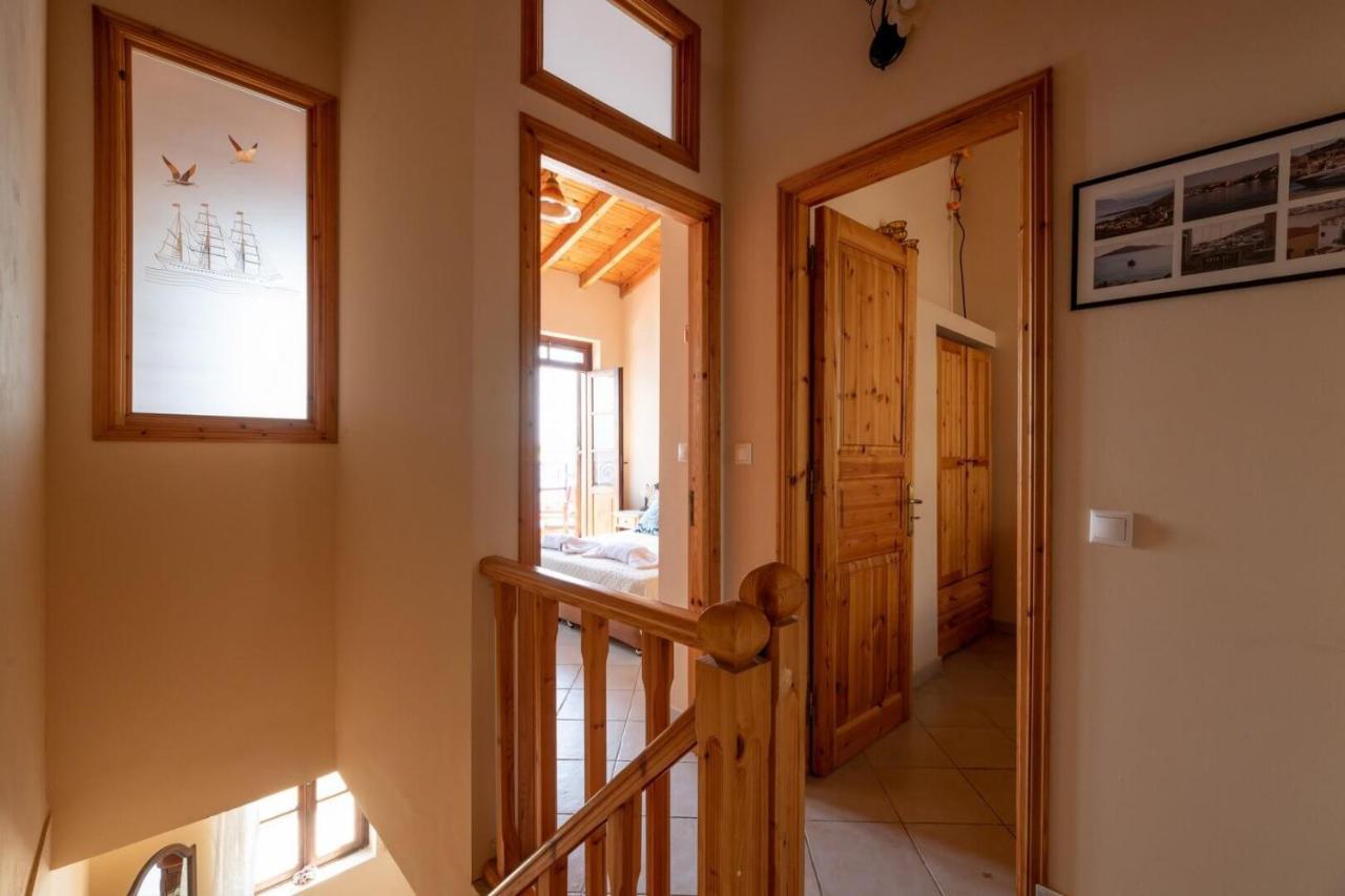 Villa Leleka Chalki Town Luaran gambar