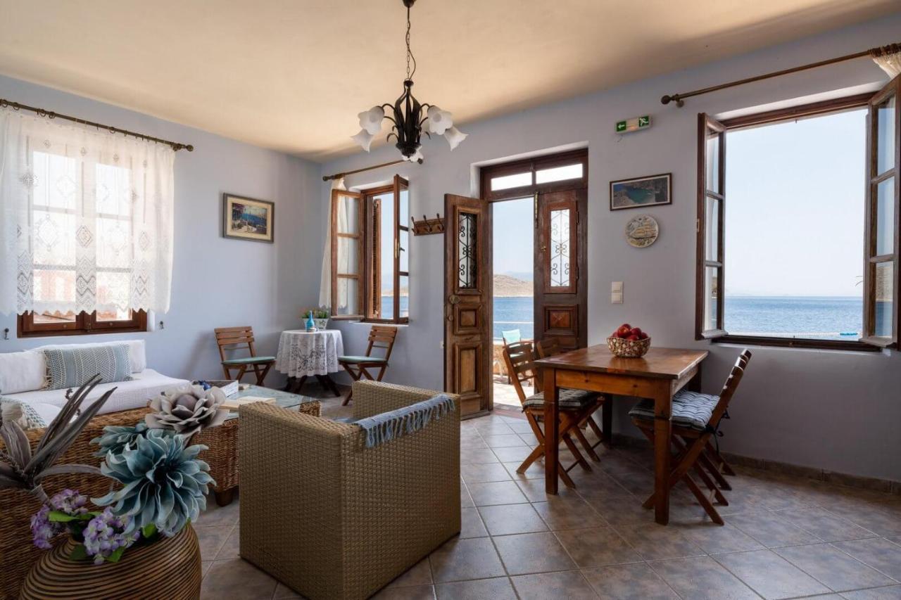 Villa Leleka Chalki Town Luaran gambar
